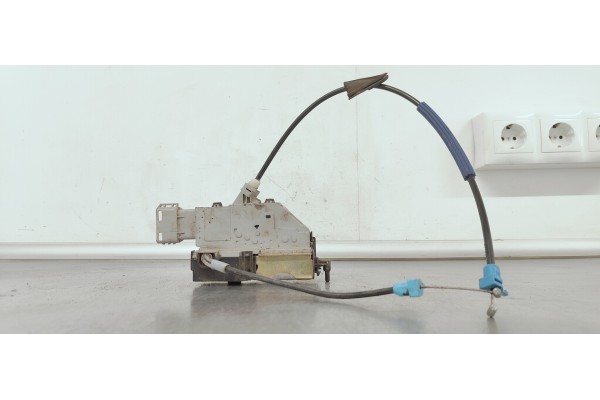Recambio de cerradura puerta trasera izquierda para citroen c4 berlina cool referencia OEM IAM 9681337180  