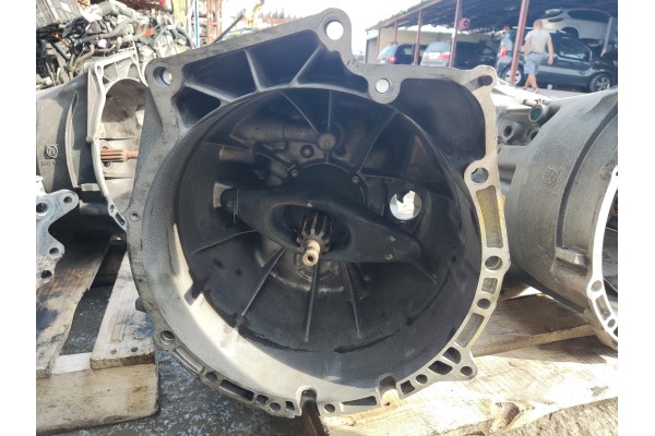 Recambio de caja cambios para bmw serie 3 berlina (e46) 320d referencia OEM IAM 1065401045  