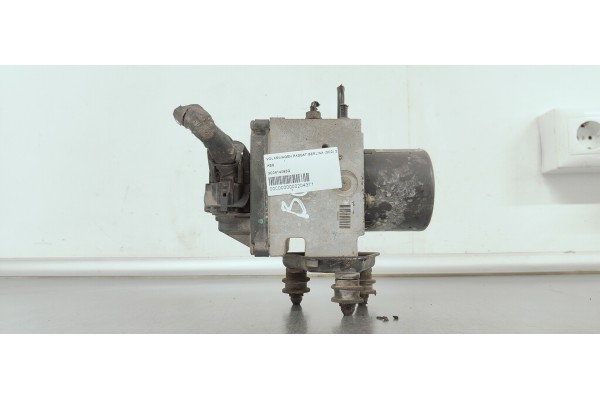 Recambio de abs para volkswagen passat berlina (3c2) 2.0 tdi 140 referencia OEM IAM 3C0614095Q  