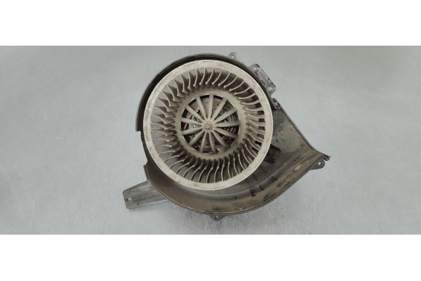 Recambio de ventilador calefaccion para seat ibiza iv berlina 1.6 tdi 90 fap referencia OEM IAM 6R1819015  