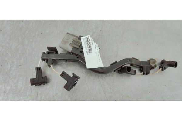 Recambio de cableado electrico para peugeot 308 1.5 hdi 130 fap referencia OEM IAM 9815588780  