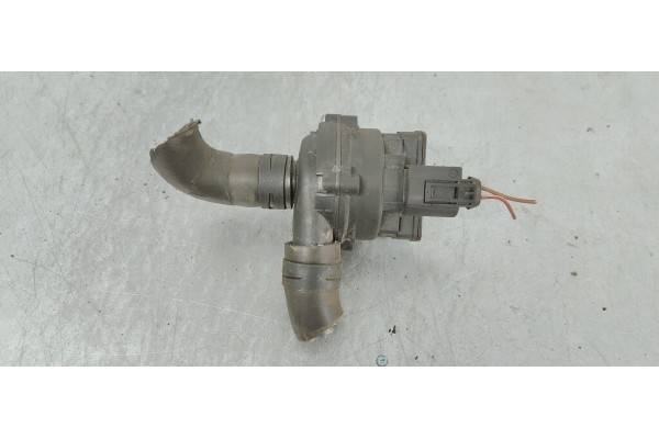 Recambio de bomba agua para mercedes-benz clase a (w169) 2.0cdi 80 [160] fap referencia OEM IAM A2118350364  