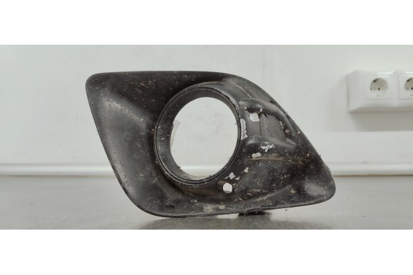Recambio de rejilla paragolpes izquierda para mitsubishi asx (ga0w) 1.8did 115 4x4 fap referencia OEM IAM 8321A385  