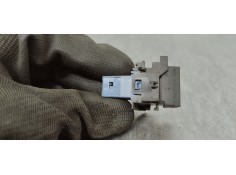 Recambio de interruptor para citroen berlingo 1.5 hdi referencia OEM IAM 9817027877  