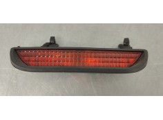 Recambio de luz central de freno para dacia sandero 1.5 dci 85 referencia OEM IAM 8200734823C  