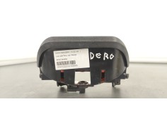 Recambio de luz central de freno para dacia sandero 1.5 dci 85 referencia OEM IAM 8200734823C  