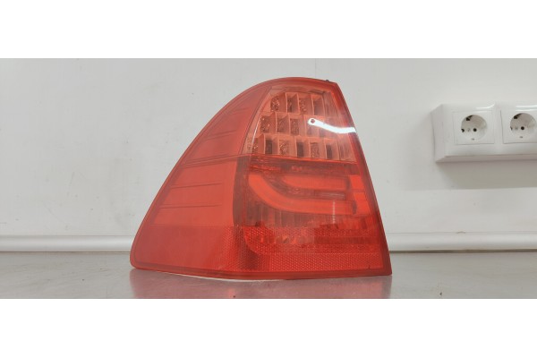Recambio de piloto trasero izquierdo para bmw serie 3 touring (e91) 2.0 d referencia OEM IAM 7289431  