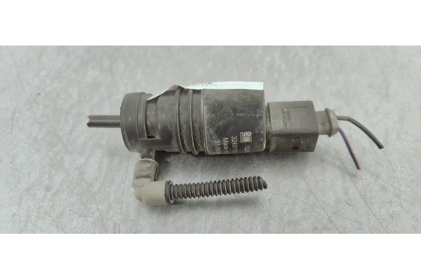 Recambio de bomba limpia para opel insignia berlina 2.0cdti 130 fap referencia OEM IAM 13250356  