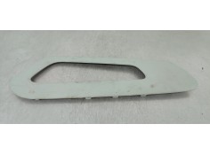Recambio de moldura para citroen berlingo 1.5 hdi referencia OEM IAM 9816793677  
