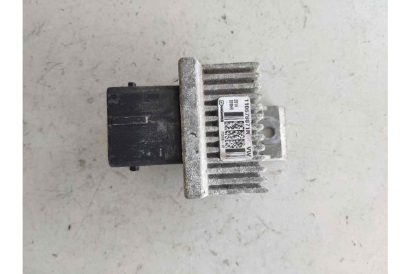 Recambio de caja precalentamiento para renault scenic iii 1.5 dci diesel fap referencia OEM IAM 110678071R  