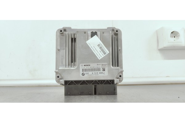 Recambio de centralita motor uce para bmw serie 3 touring (e91) 2.0 d referencia OEM IAM 0281018985  