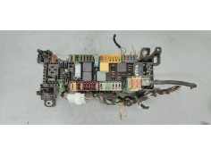 CAJA RELES / FUSIBLES A2465400240 