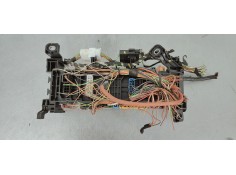Recambio de caja reles / fusibles para mercedes-benz clase b (w246) 1.8 cdi referencia OEM IAM A2465400240  