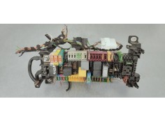 Recambio de caja reles / fusibles para mercedes-benz clase b (w246) 1.8 cdi referencia OEM IAM A2465400240  