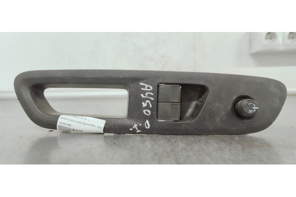 Recambio de mando elevalunas delantero izquierdo para toyota aygo x 1.0i 72 referencia OEM IAM 742320H060  