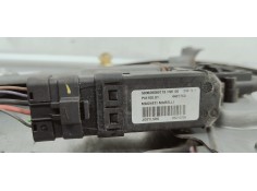Recambio de elevalunas delantero izquierdo para renault clio iii 1.5dci 85 referencia OEM IAM 400854F  