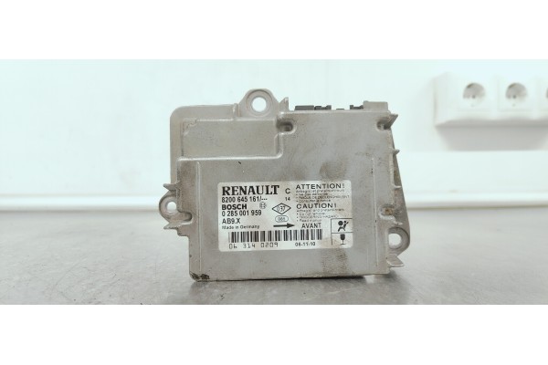 Recambio de centralita airbag para renault clio iii 1.5dci 85 referencia OEM IAM 0285001959  