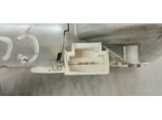 Recambio de motor limpia trasero para renault clio iii 1.5dci 85 referencia OEM IAM 8200311486A  