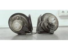 Recambio de claxon para renault clio iii 1.5dci 85 referencia OEM IAM 8200477946  
