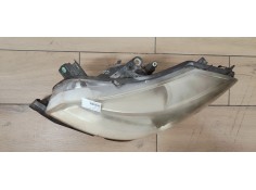Recambio de faro izquierdo para renault clio iii 1.5dci 85 referencia OEM IAM 8200244889  