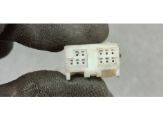 Recambio de retrovisor derecho para toyota auris 1.4d4d 90 fap referencia OEM IAM E8024112  