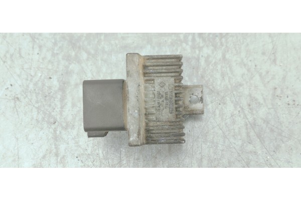 Recambio de caja precalentamiento para renault clio iii 1.5dci 85 referencia OEM IAM 7700115078  