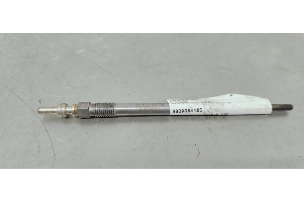 Recambio de calentadores para ds 4 1.5 hdi referencia OEM IAM 9809088180  