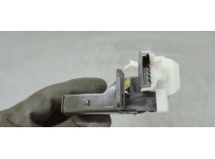 Recambio de cerradura maletero / porton para renault megane ii coupe/cabrio luxe dynamique referencia OEM IAM 8200253851  