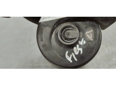 Recambio de claxon para ford fiesta (cb1) 1.6 tdci 95 fap referencia OEM IAM 8V2T13802AD  
