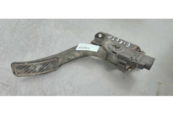 Recambio de pedal acelerador para ford fiesta (cb1) 1.6 tdci 95 fap referencia OEM IAM 8V219F836AB  