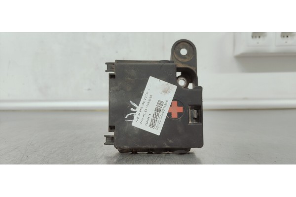 Recambio de caja reles / fusibles para audi a4 ber. (b8) 2.0 tdi referencia OEM IAM K98K051B  