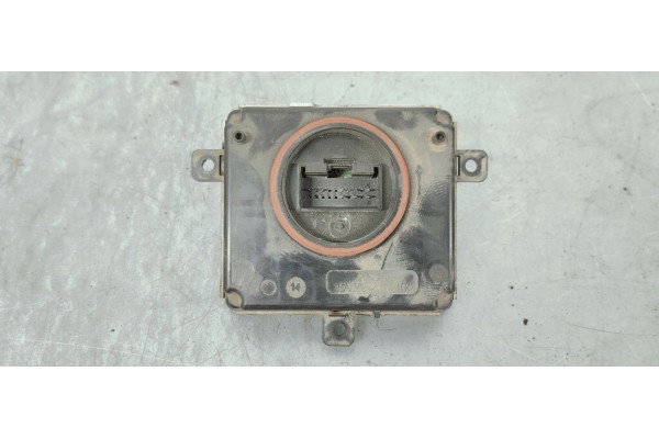 Recambio de centralita faros xenon para audi a4 ber. (b8) 2.0 tdi referencia OEM IAM 4G0907697D  