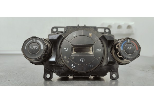 Recambio de mando climatizador para ford fiesta (cb1) 1.6 tdci 95 fap referencia OEM IAM 8A6T18C612AR  
