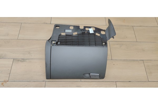 Recambio de guantera para audi a4 ber. (b8) 2.0 tdi referencia OEM IAM 8K1857035B  