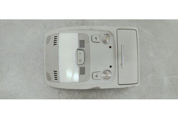 Recambio de luz interior para audi a4 ber. (b8) 2.0 tdi referencia OEM IAM 8T0947135BF  