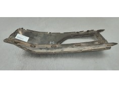 Recambio de rejilla paragolpes derecha para audi a4 ber. (b8) 2.0 tdi referencia OEM IAM 8K0807682M  