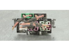 Recambio de caja reles / fusibles para audi a4 ber. (b8) 2.0 tdi referencia OEM IAM 4F1937503A  