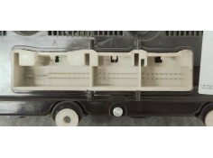 Recambio de mando climatizador para volkswagen passat berlina (3c2) 2.0 tdi 140 referencia OEM IAM 74677512  