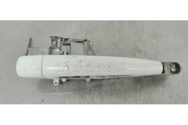 Recambio de maneta exterior trasera derecha para peugeot 207 1.4 i 95 referencia OEM IAM 9680656580  