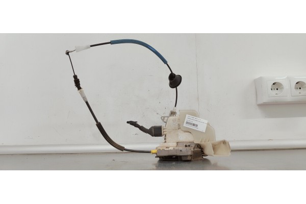 Recambio de cerradura puerta delantera izquierda para audi a4 ber. (b8) 2.0 tdi referencia OEM IAM 8J1837015C  