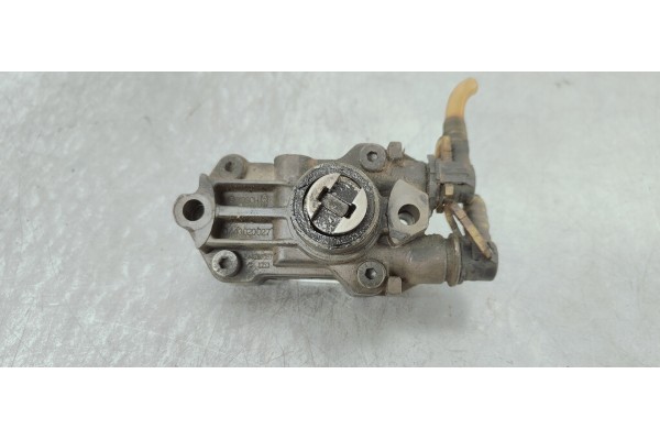 Recambio de bomba combustible para mercedes-benz clase c (w203) berlina 220 cdi (203.006) referencia OEM IAM A6110900350  