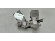 Recambio de enganche cinturon trasero central para audi a4 ber. (b8) 2.0 tdi referencia OEM IAM 8K0857739AE  