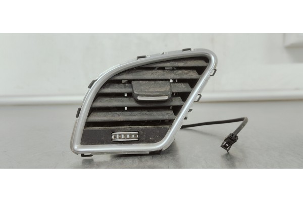 Recambio de rejilla aireadora para audi a4 ber. (b8) 2.0 tdi referencia OEM IAM   