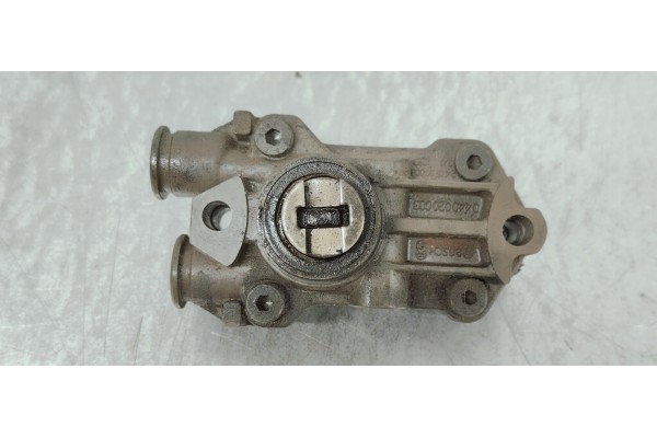 Recambio de bomba combustible para mercedes-benz vito (w638) caja cerrada referencia OEM IAM A6110900250  