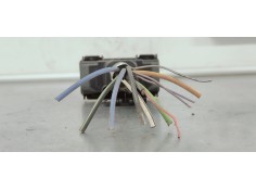 Recambio de caja reles / fusibles para opel insignia berlina 2.0cdti 130 fap referencia OEM IAM 13265980  