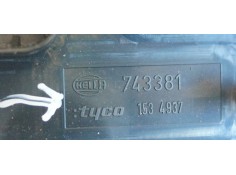 Recambio de caja reles / fusibles para opel astra twin top enjoy referencia OEM IAM 743381  