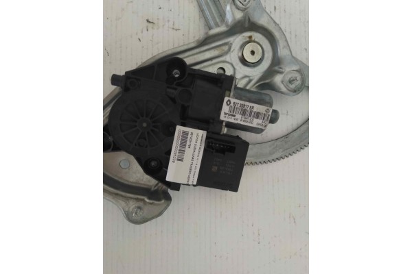 Recambio de elevalunas trasero derecho para renault scenic iii 1.5 dci diesel fap referencia OEM IAM 827303178R  