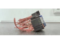 Recambio de caja reles / fusibles para renault megane iii sport tourer 1.5 dci referencia OEM IAM 18013301D  