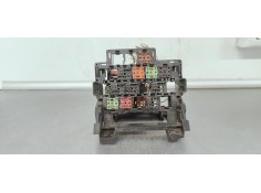 CAJA RELES / FUSIBLES 7M3937499 