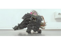 Recambio de caja reles / fusibles para seat alhambra (7v9) reference referencia OEM IAM 7M3937499  